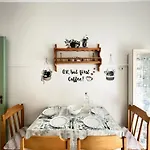 Sonia's Skg 3 Bedroom Family - Near Metro *