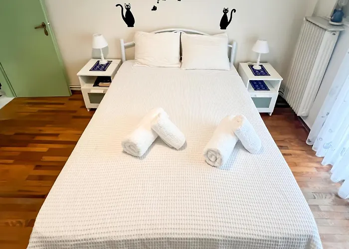 Sonia's Skg 3 Bedroom Family - Near Metro Appartement