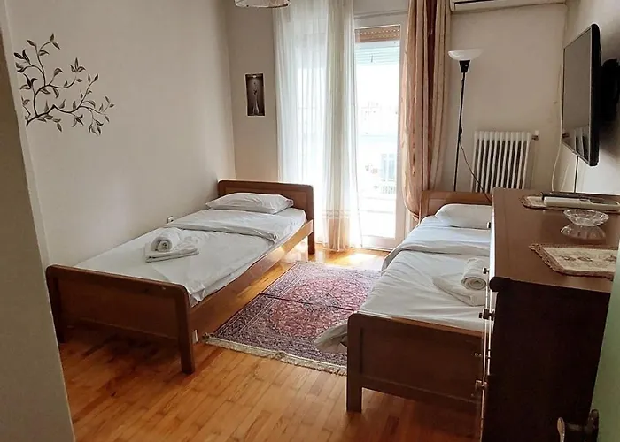 Sonia's Skg 3 Bedroom Family - Near Metro