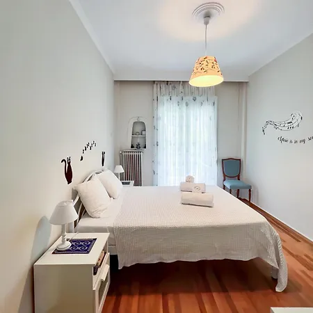Sonia's Skg 3 Bedroom Family - Near Metro Apartment Thessaloniki