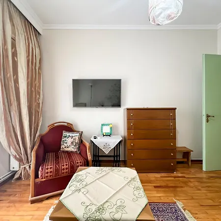 Sonia's Skg 3 Bedroom Family - Near Metro * Thessaloniki