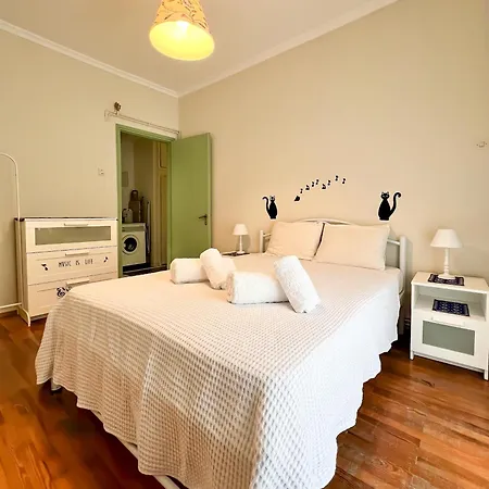 Sonia's Skg 3 Bedroom Family - Near Metro *