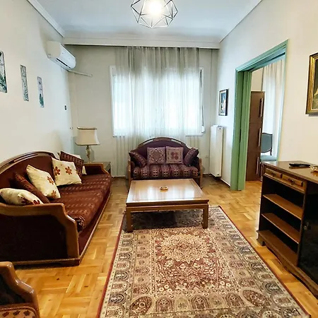 Apartmán Sonia's Skg 3 Bedroom Family - Near Metro Soluň
