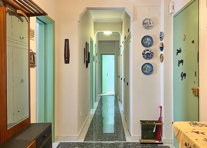 Sonia's Skg 3 Bedroom Family - Near Metro شقة