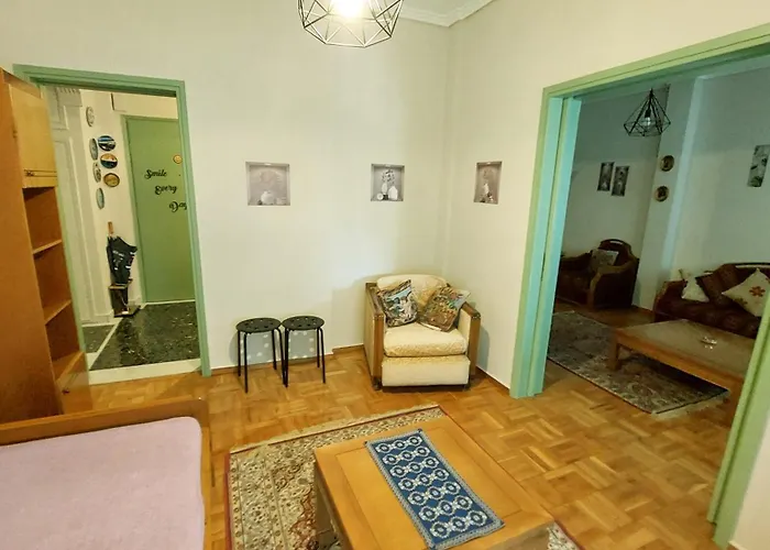 Sonia's Skg 3 Bedroom Family - Near Metro Appartamento Salonicco